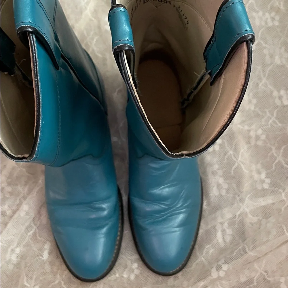 Laredo Cream Leather Cowboy Boots - Picture 3 of 8